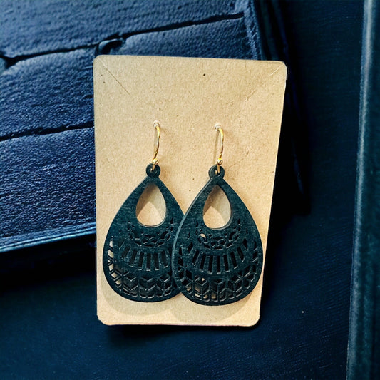 Teardrop Lace Cutout Earrings