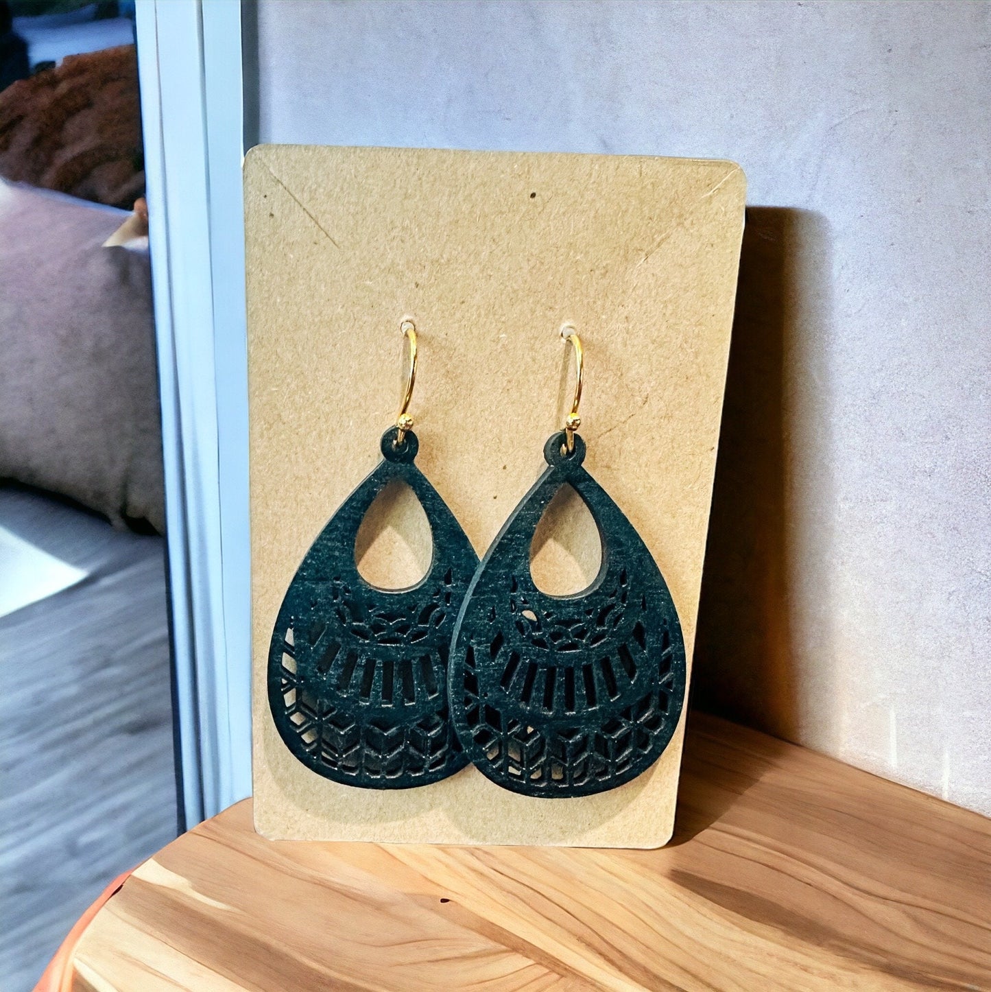 Teardrop Lace Cutout Earrings